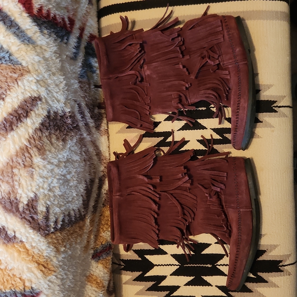 Burgundy Minnetonka tall boots